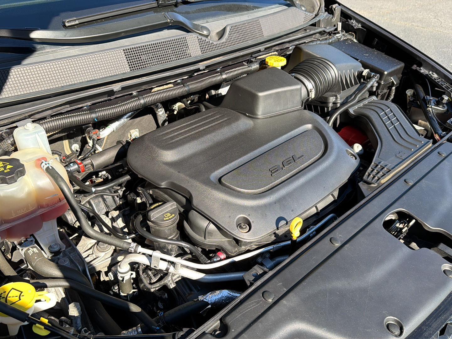 Used 2021 Chrysler Pacifica Van