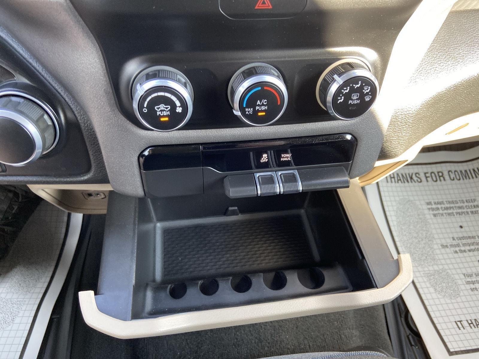 Linnehan's Right Way Auto