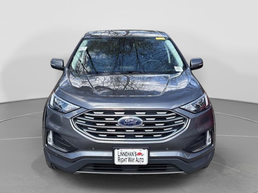 2022 Ford Edge Titanium AWD's photo