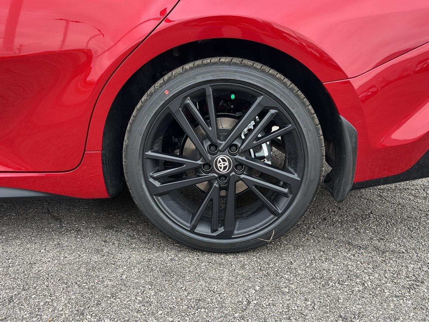 View vehicle photo 7