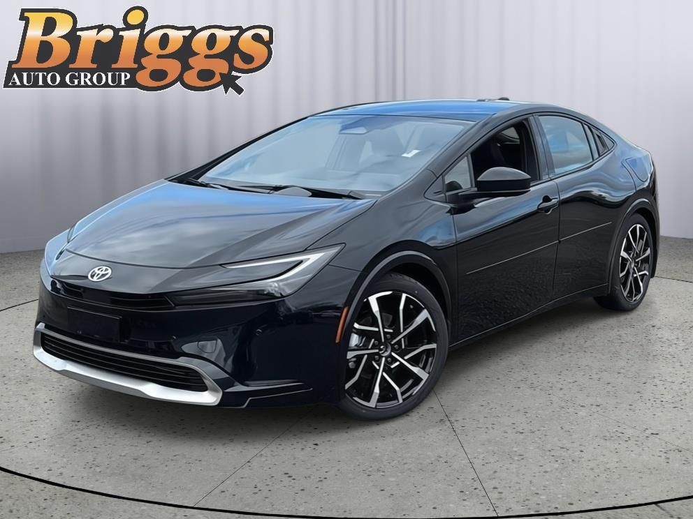 Midnight Black Metallic 2026 Toyota Prius Plug-In Hybrid XSE Premium FWD Hatchback Front-Wheel Drive Continuously Variable Transmission