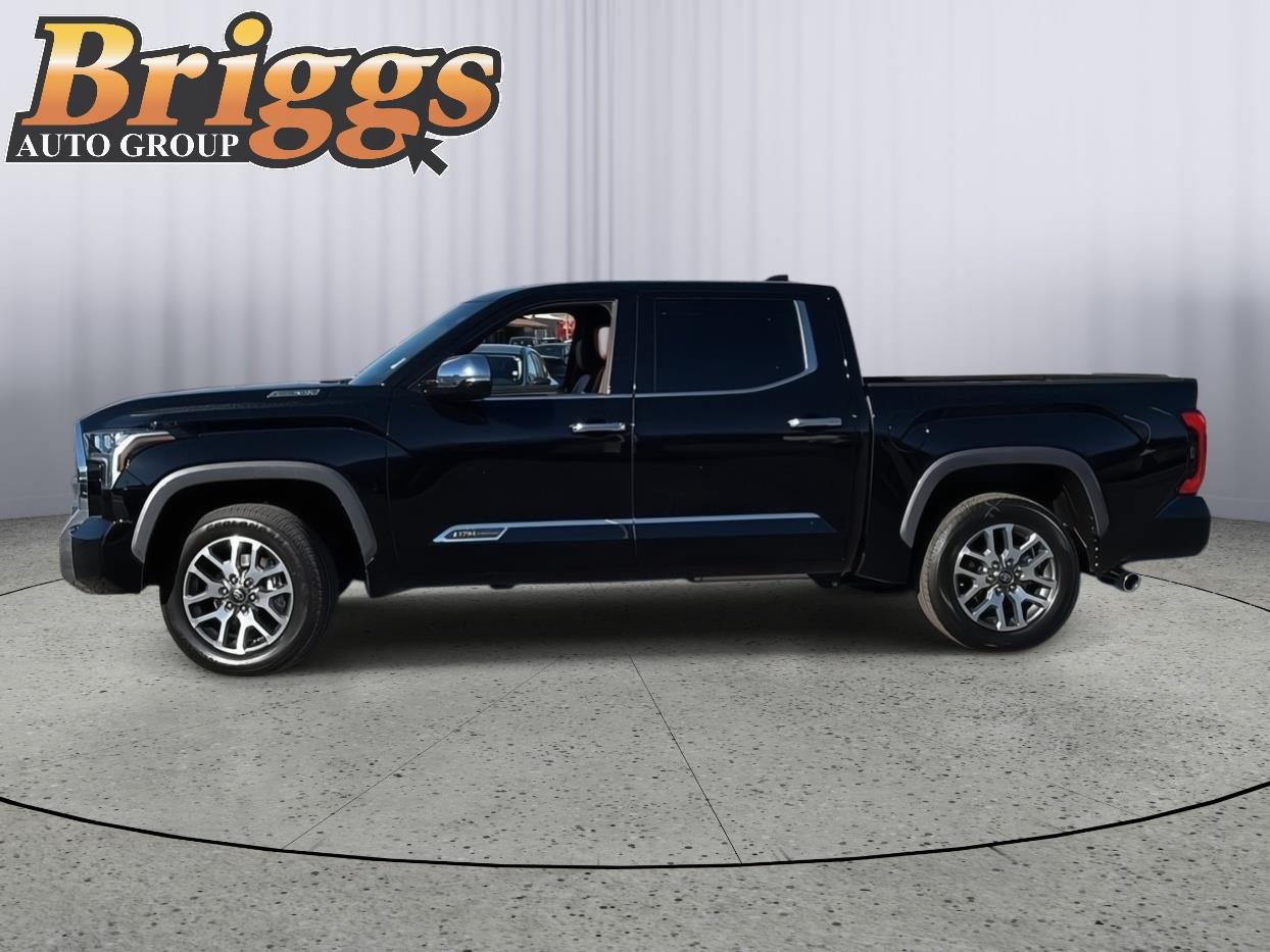 View vehicle photo 3