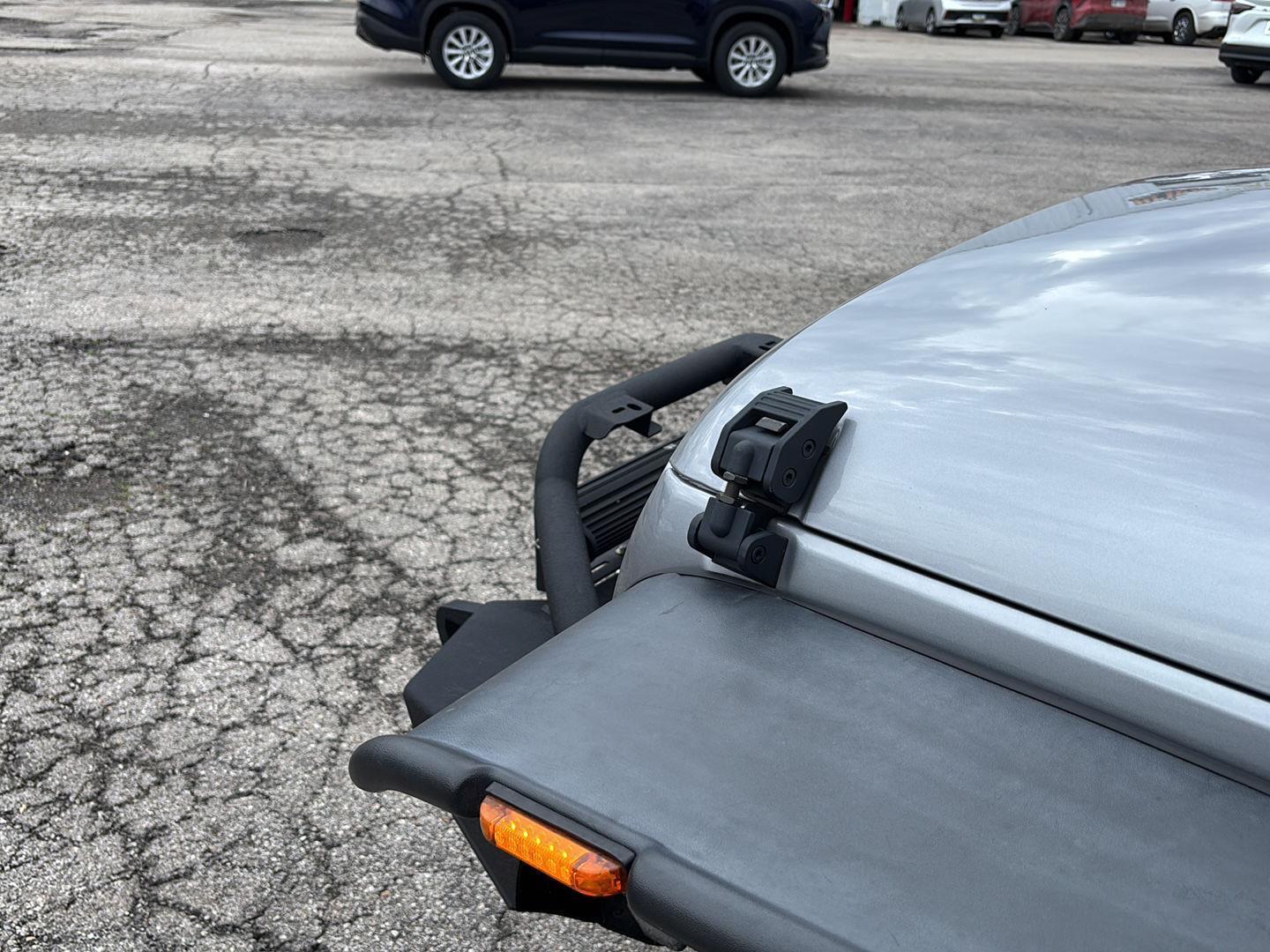 View vehicle photo 6