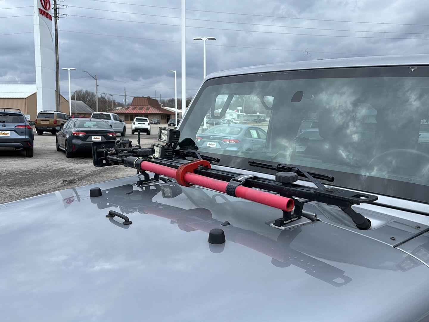 View vehicle photo 7