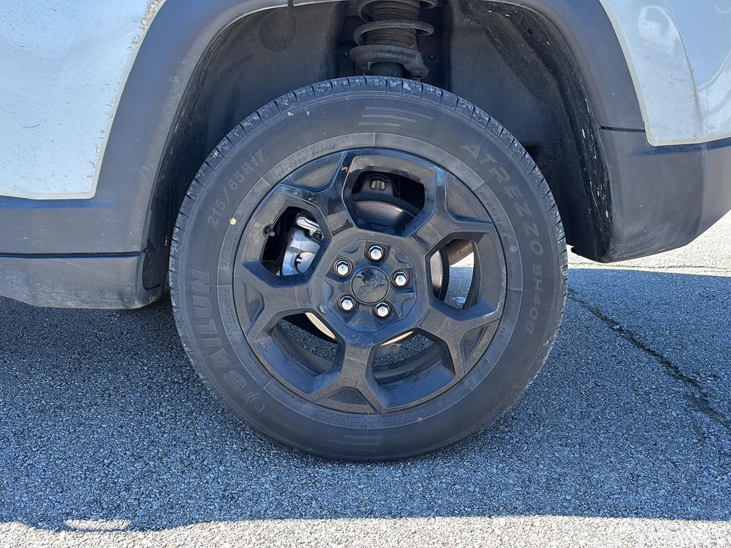 View vehicle photo 6