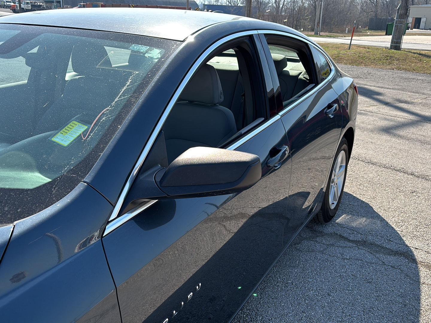 View vehicle photo 6