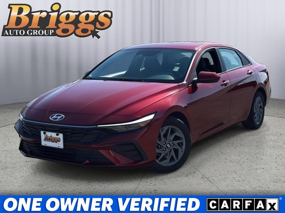 2024 Hyundai Elantra SEL FWD