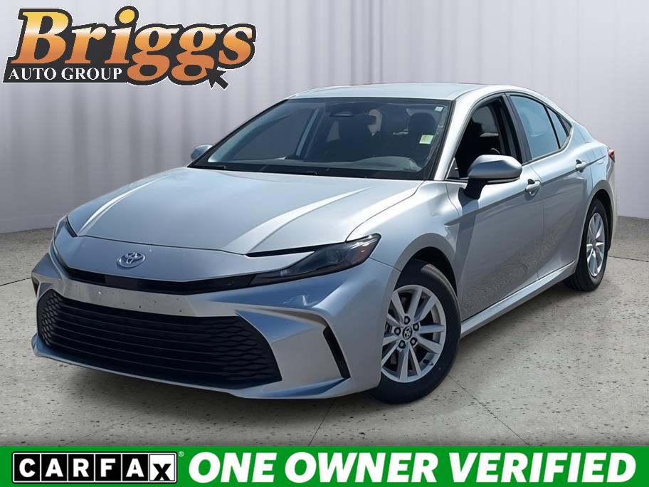 2025 Toyota Camry LE FWD Sedan Front-Wheel Drive Continuously Variable Transmission