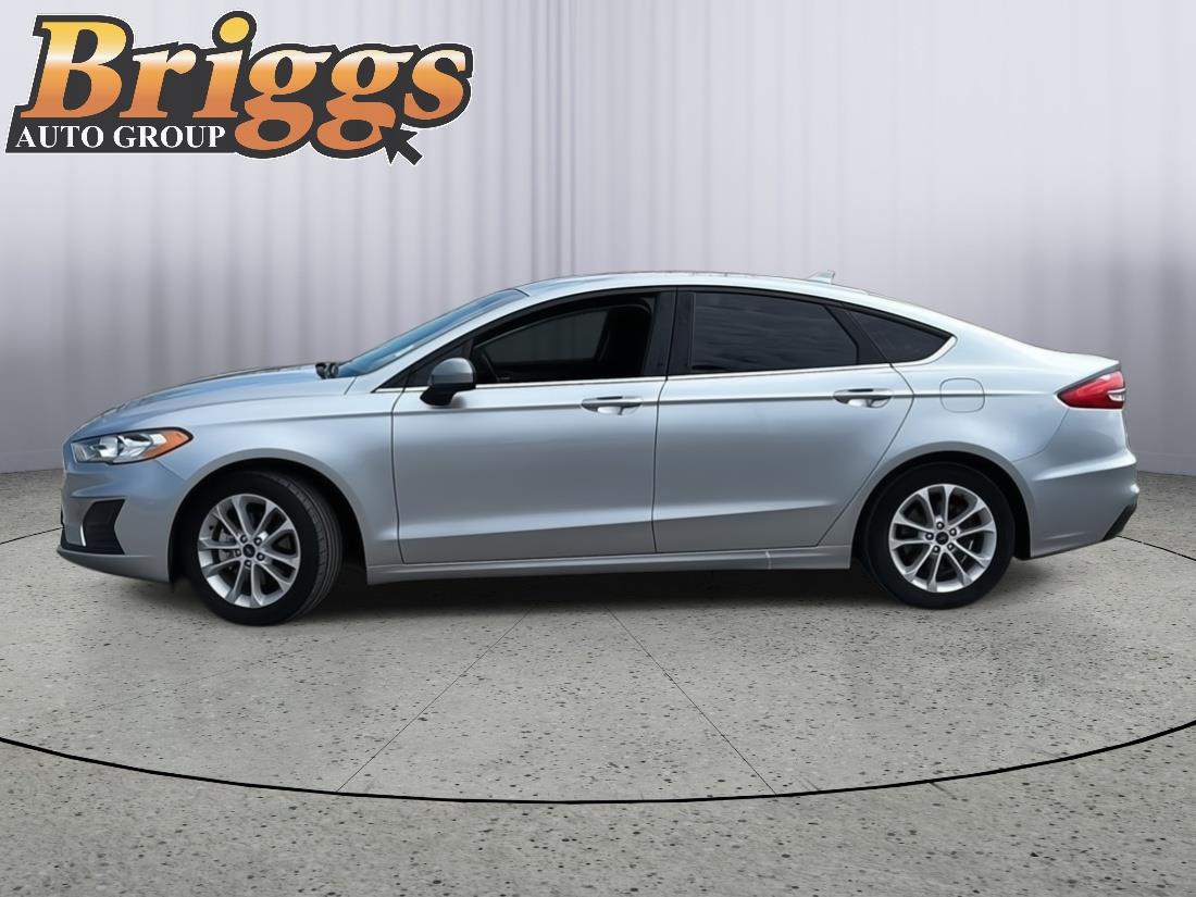 View vehicle photo 3