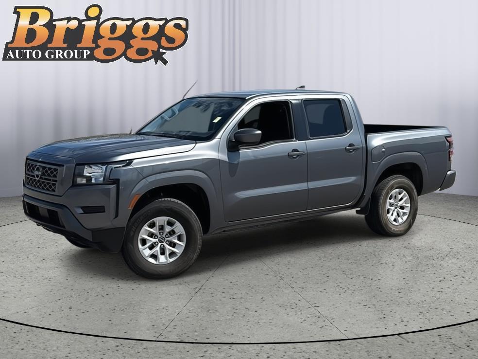 View vehicle photo 2