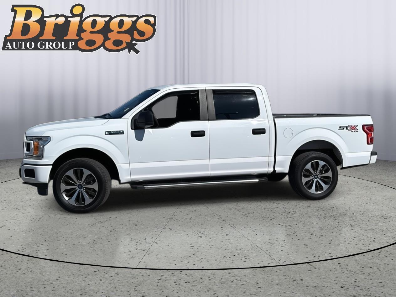 View vehicle photo 3