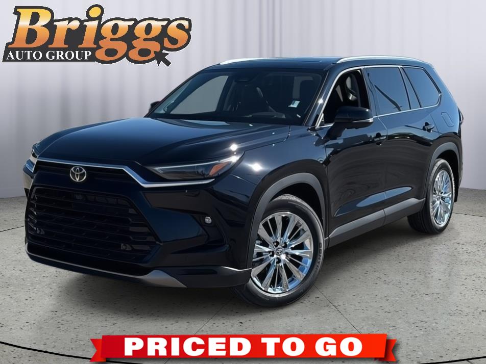 Midnight Black Metallic 2026 Toyota Grand Highlander Platinum AWD SUV / Crossover All-Wheel Drive Automatic