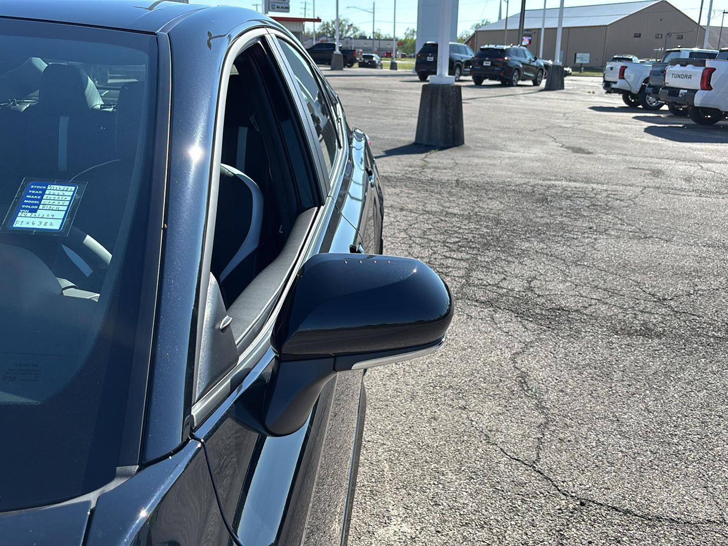 View vehicle photo 5