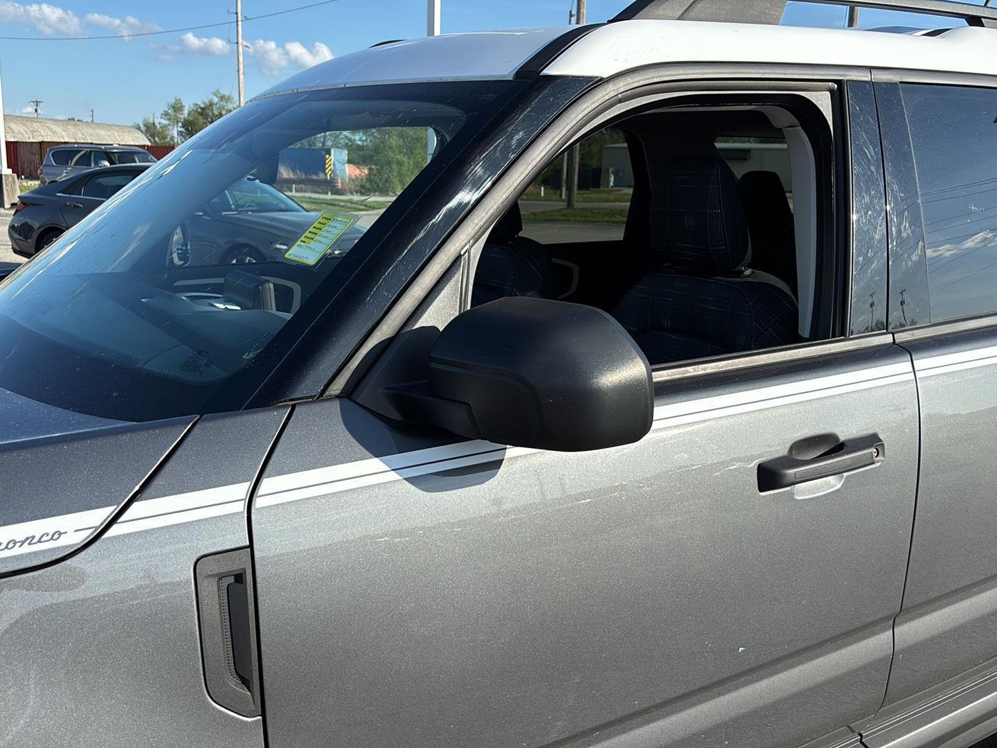 View vehicle photo 5