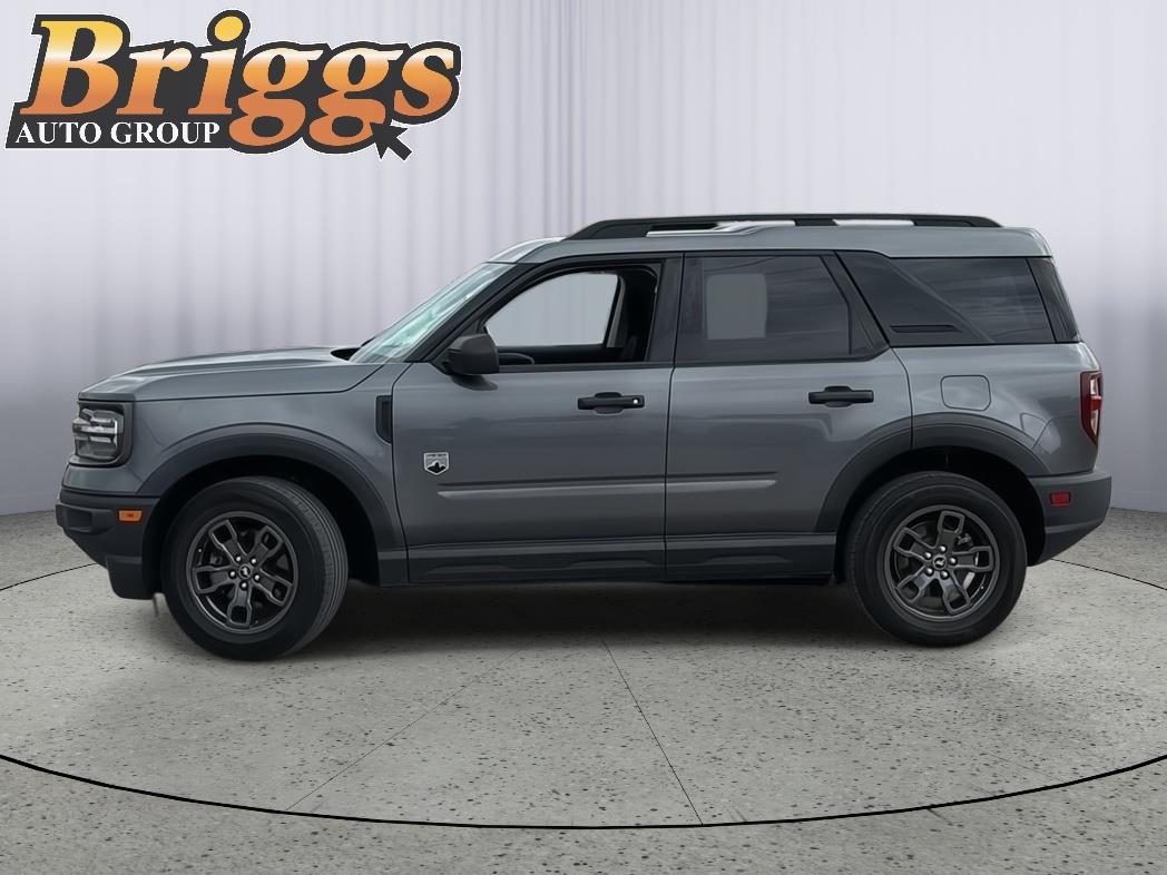 View vehicle photo 3