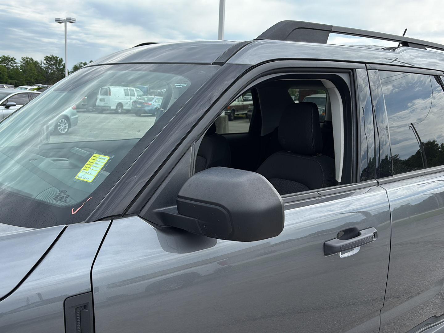 View vehicle photo 6