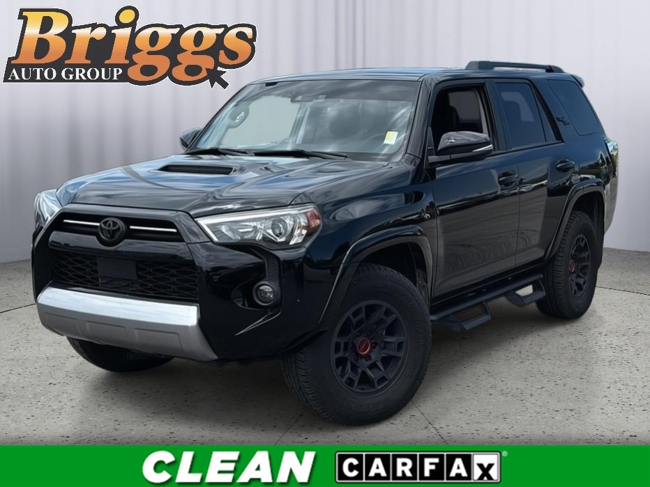 Midnight Black Metallic 2022 Toyota 4Runner SUV / Crossover Four-Wheel Drive