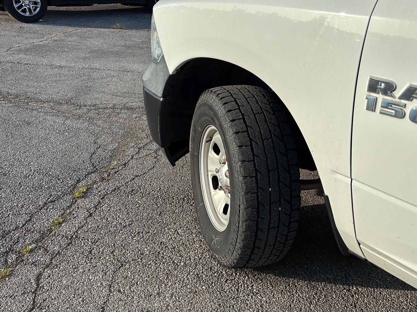 View vehicle photo 5