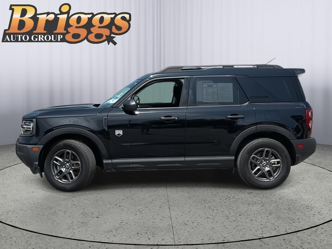 View vehicle photo 3