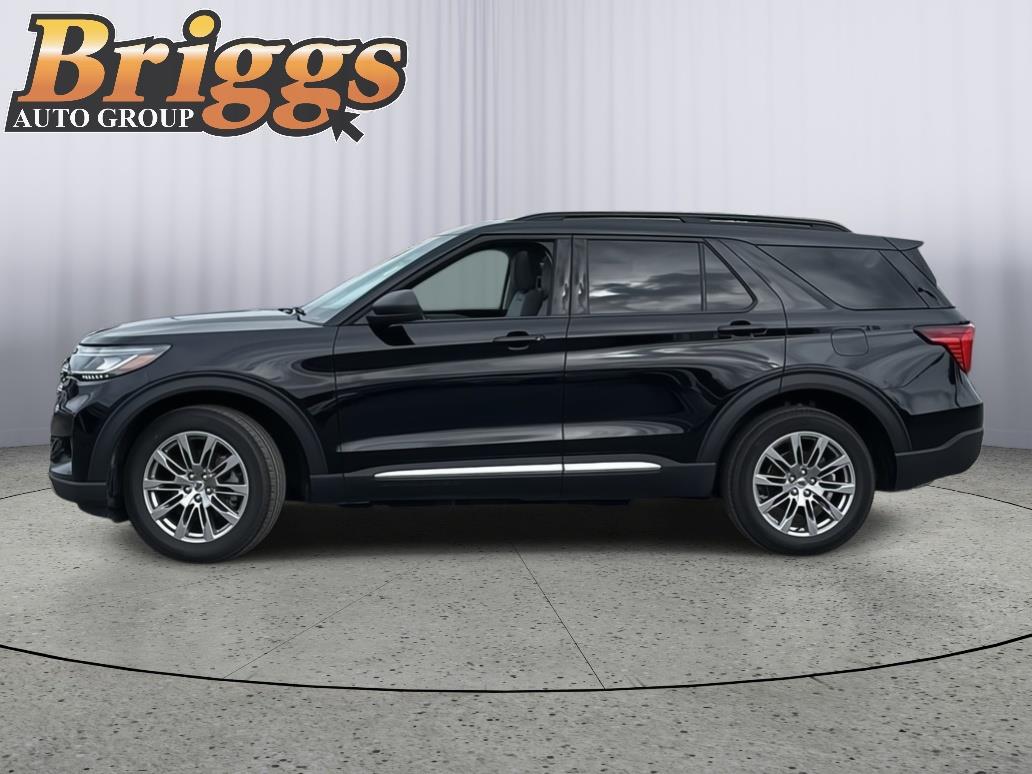 View vehicle photo 3