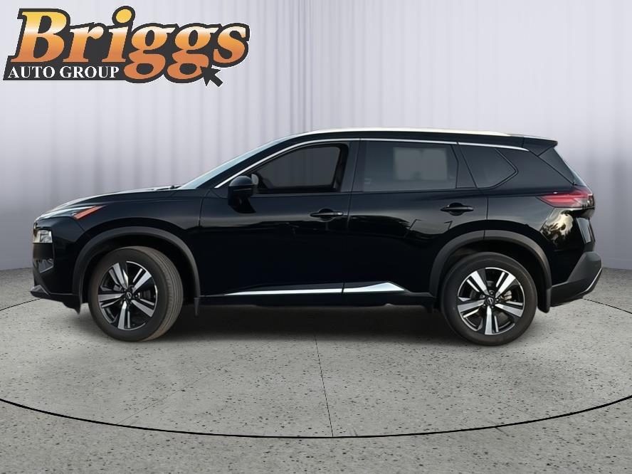 View vehicle photo 3