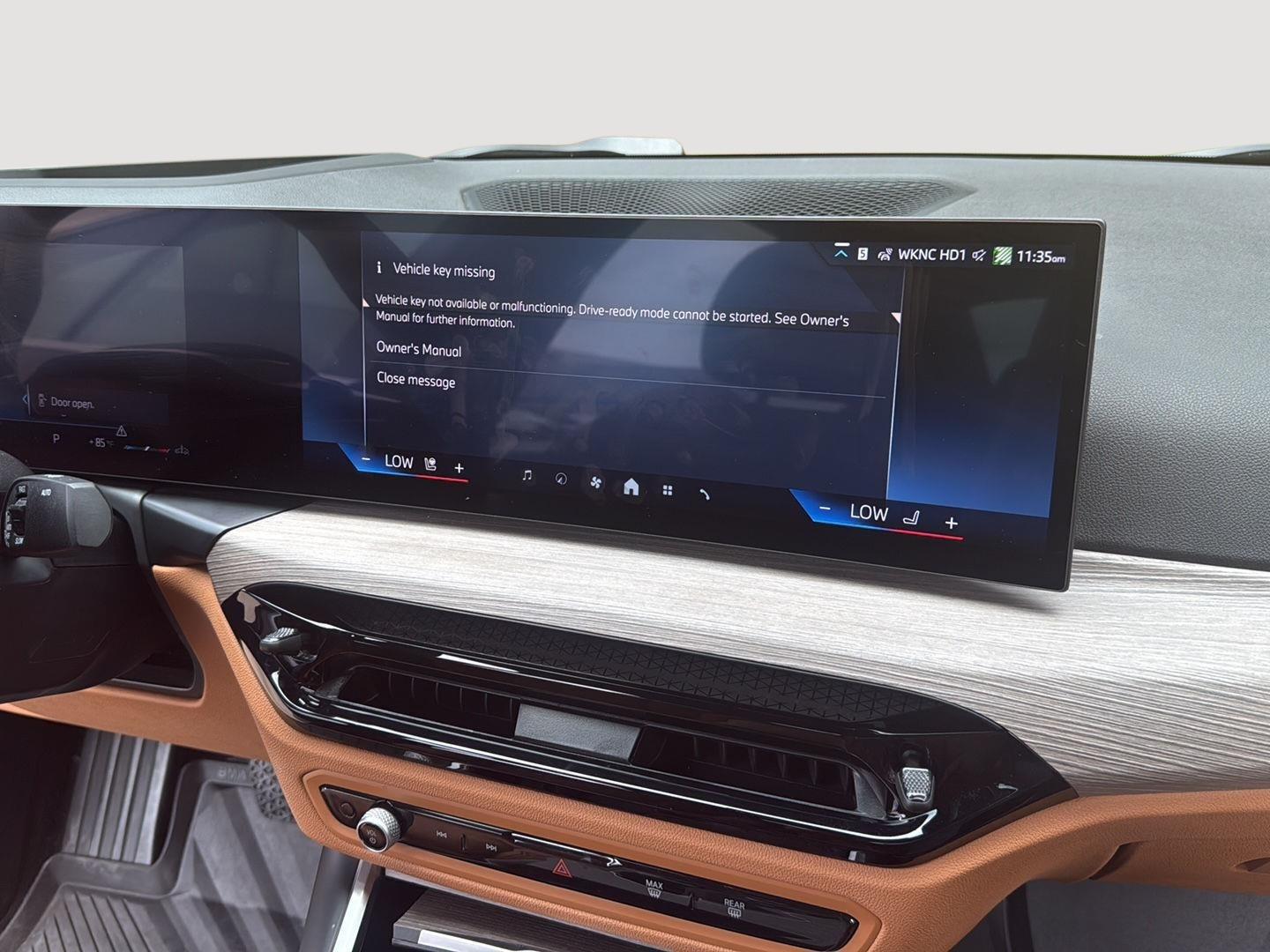 2025 BMW 3 Series 330i - Black Sapphire Metallic exterior view 3