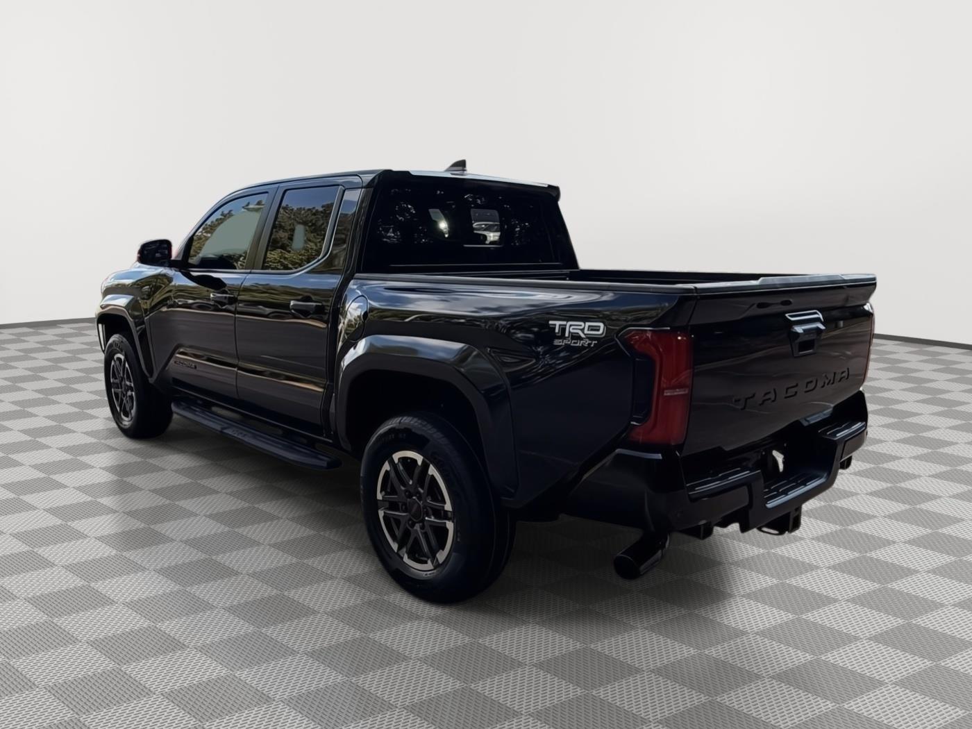 View vehicle photo 4