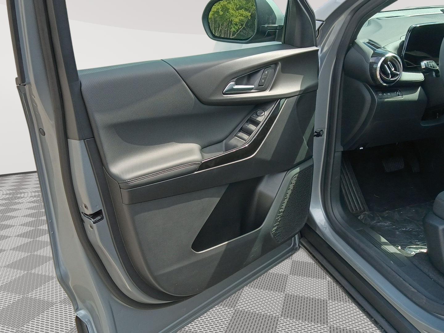2027 Chevrolet Equinox FWD LT - Sterling Gray Metallic exterior view 11