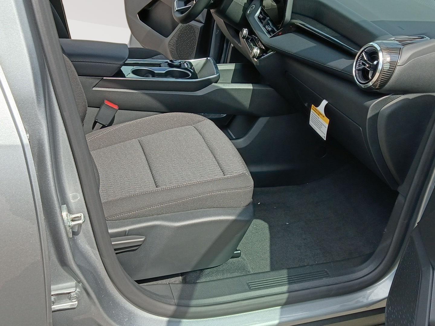 2027 Chevrolet Equinox FWD LT - Sterling Gray Metallic exterior view 19