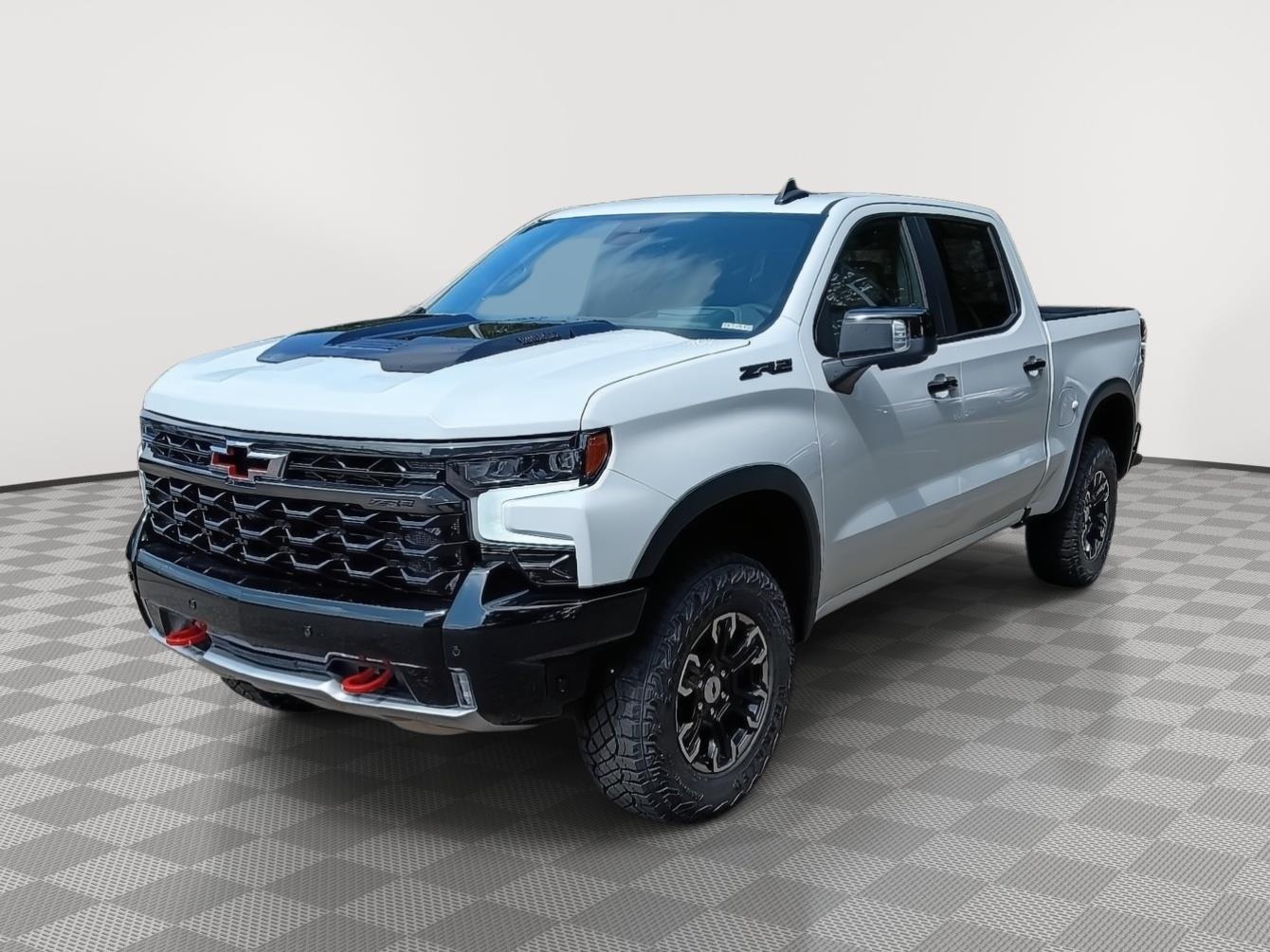 Summit White 2026 Chevrolet Silverado 1500 Pickup Truck Four-Wheel Drive Automatic