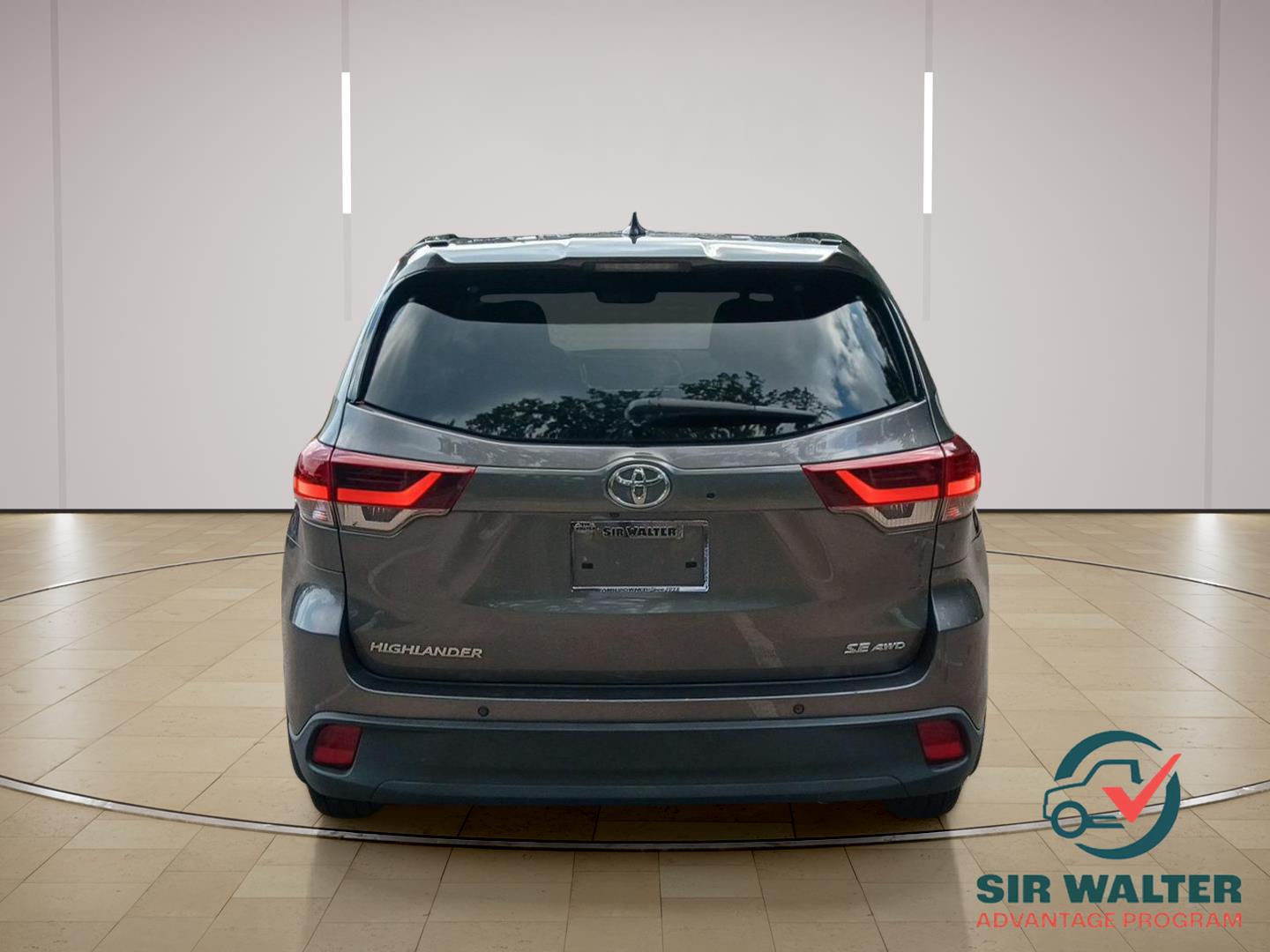 2019 Toyota Highlander Gris (Predawn Gray Mica) SUV/Crossover Tracción en las cuatro ruedas 8 velocidades Automática