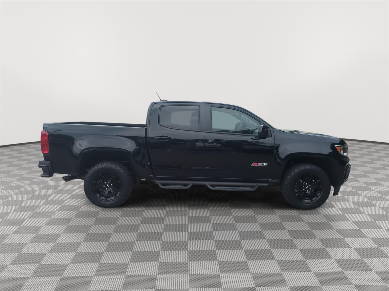 View vehicle photo 6
