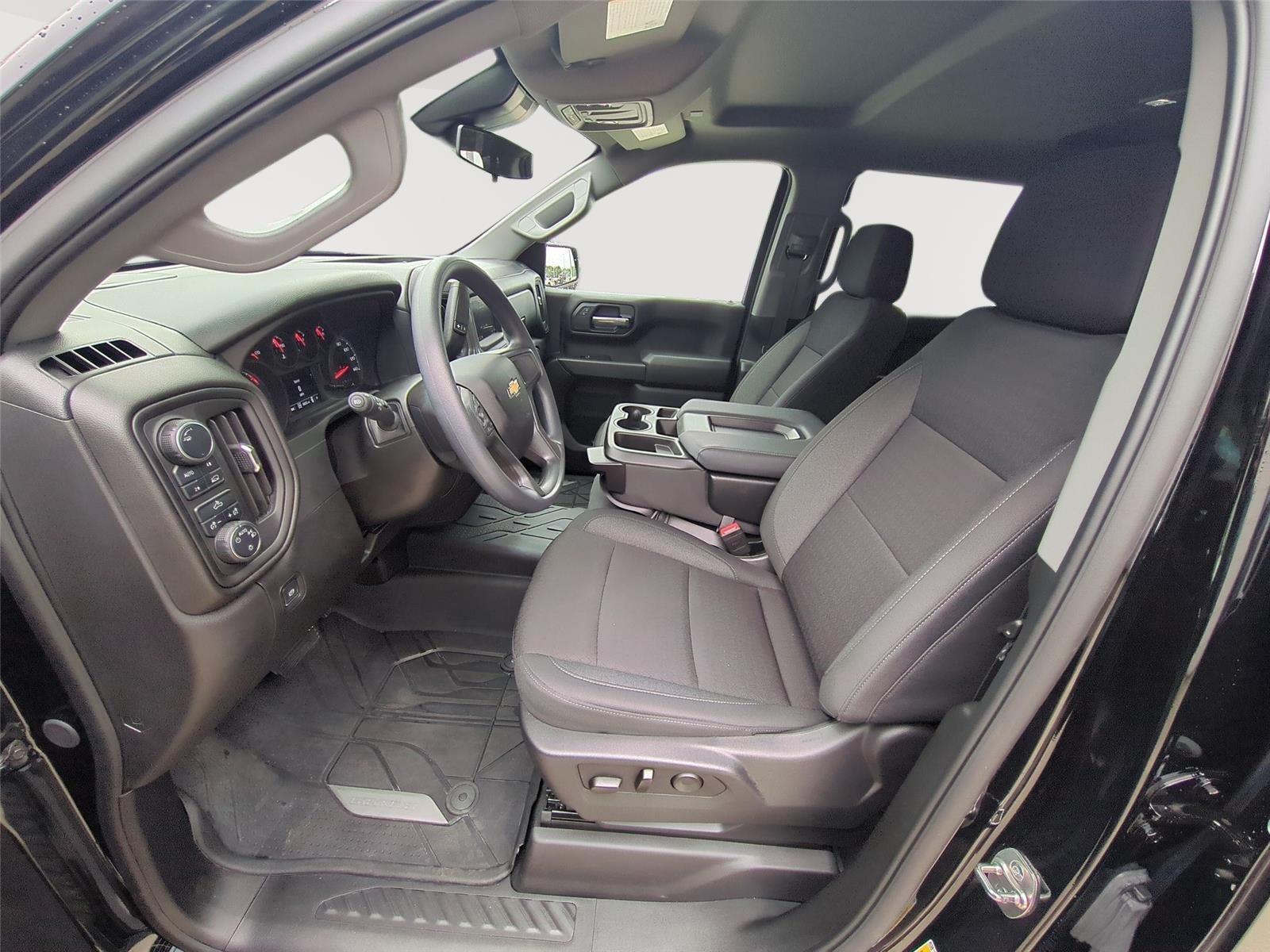 2025 Chevrolet Silverado 1500 Custom - Black exterior view 3