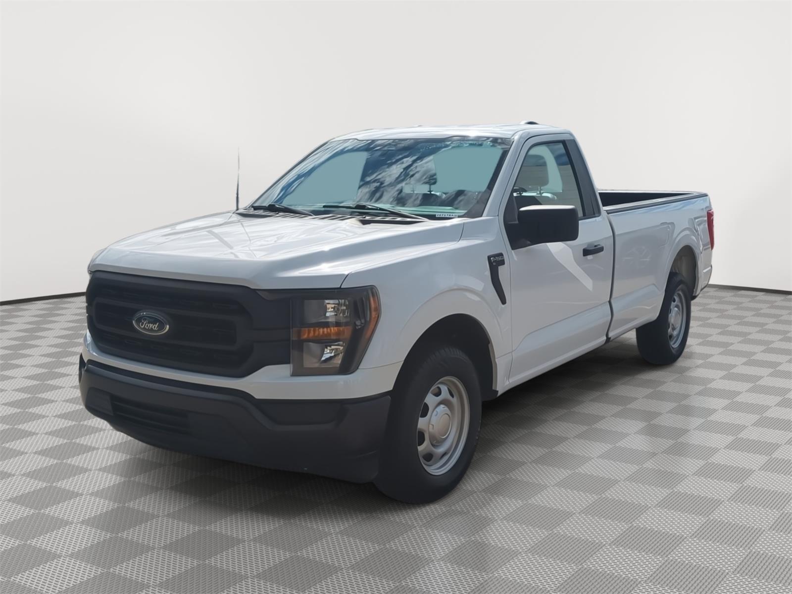 Oxford White 2023 Ford F-150 Pickup Truck 4X2 Automatic