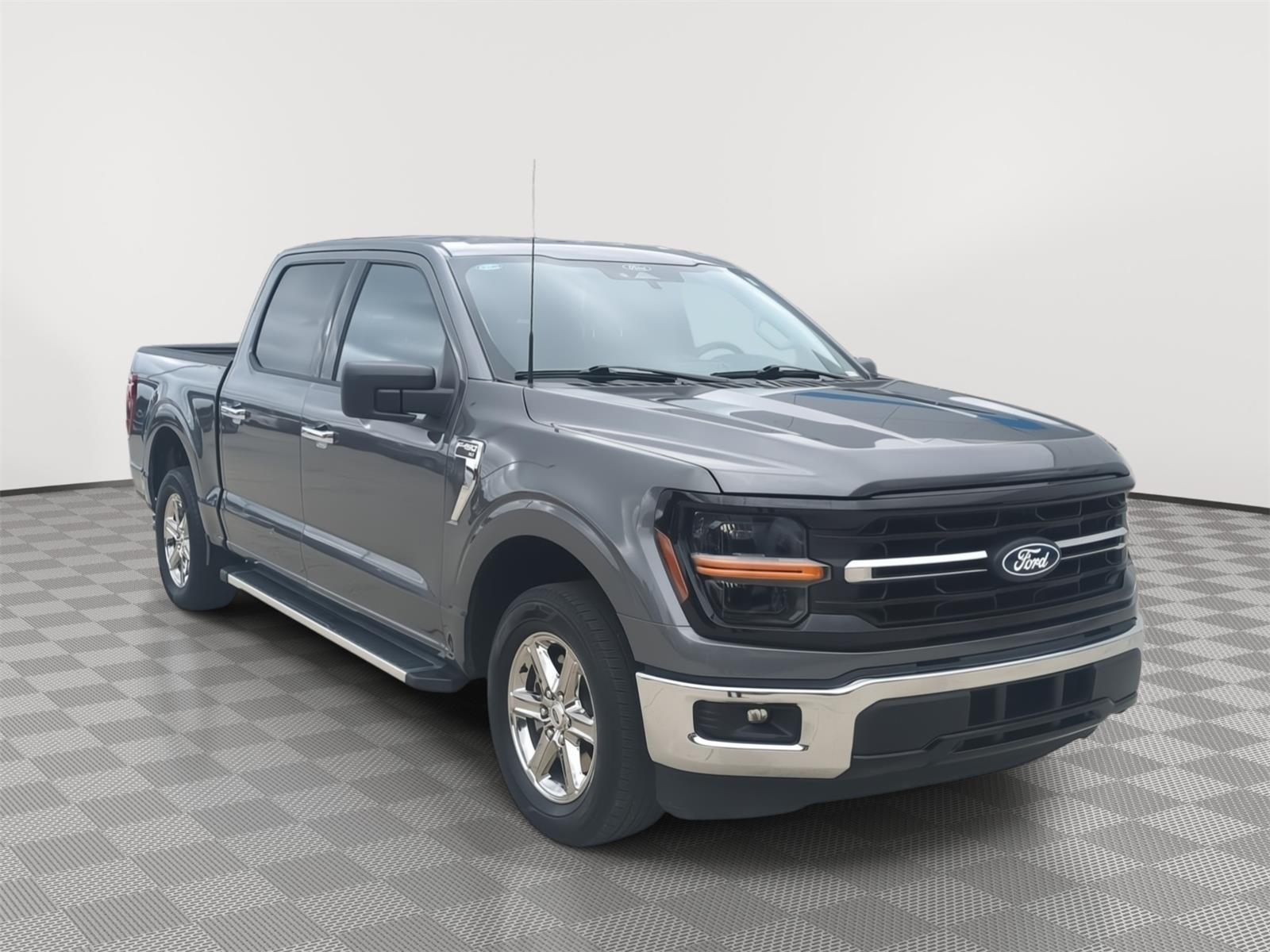 2025 Ford F-150 XLT - Carbonized Gray exterior view 13