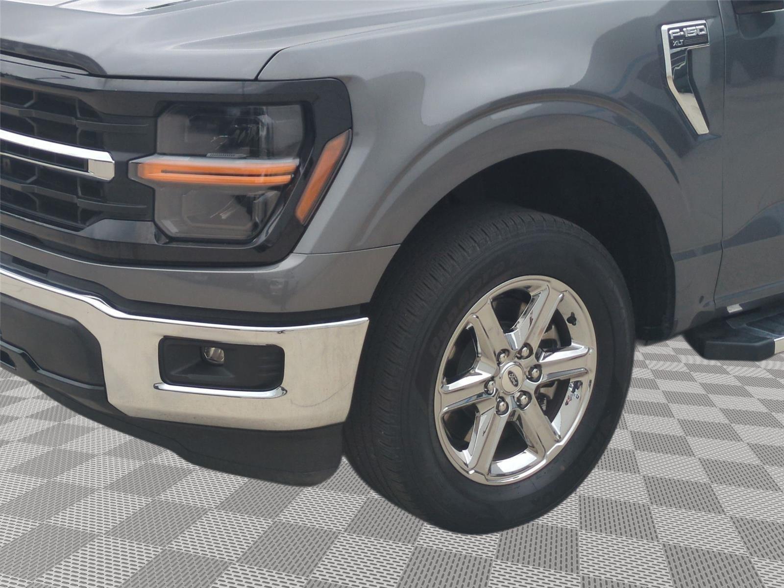 2025 Ford F-150 XLT - Carbonized Gray exterior view 15