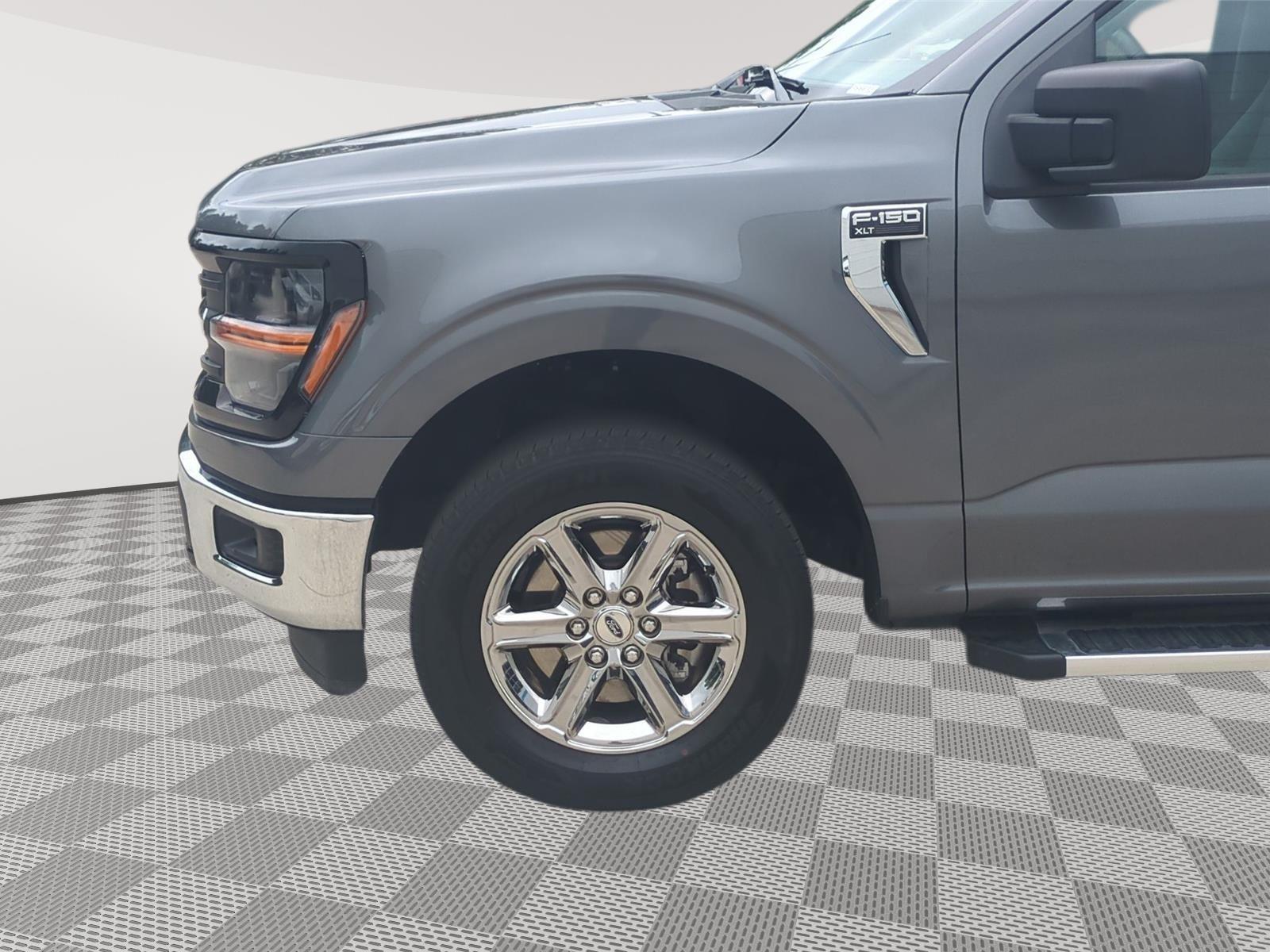 2025 Ford F-150 XLT - Carbonized Gray exterior view 16