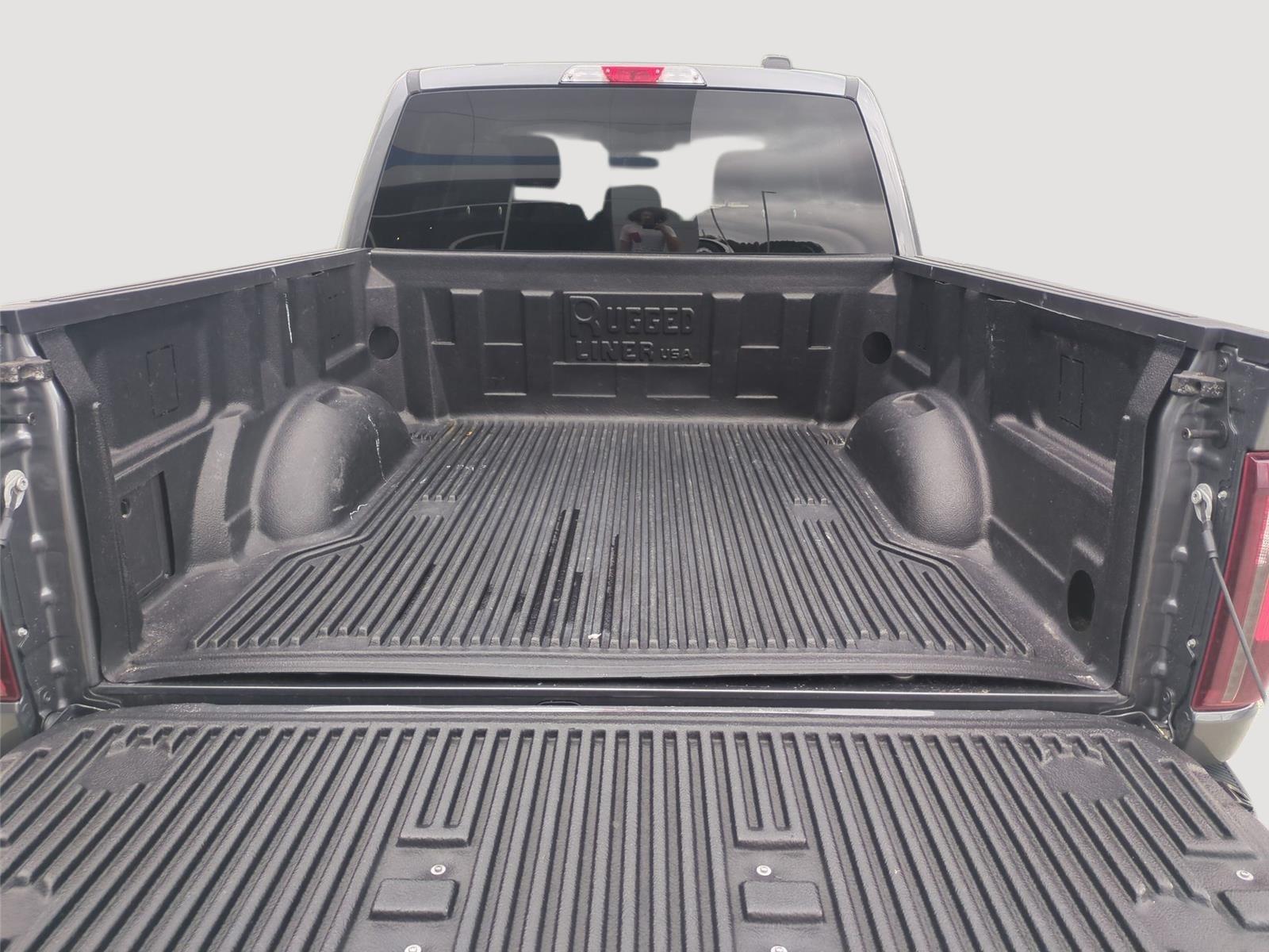 2025 Ford F-150 XLT - Carbonized Gray exterior view 6
