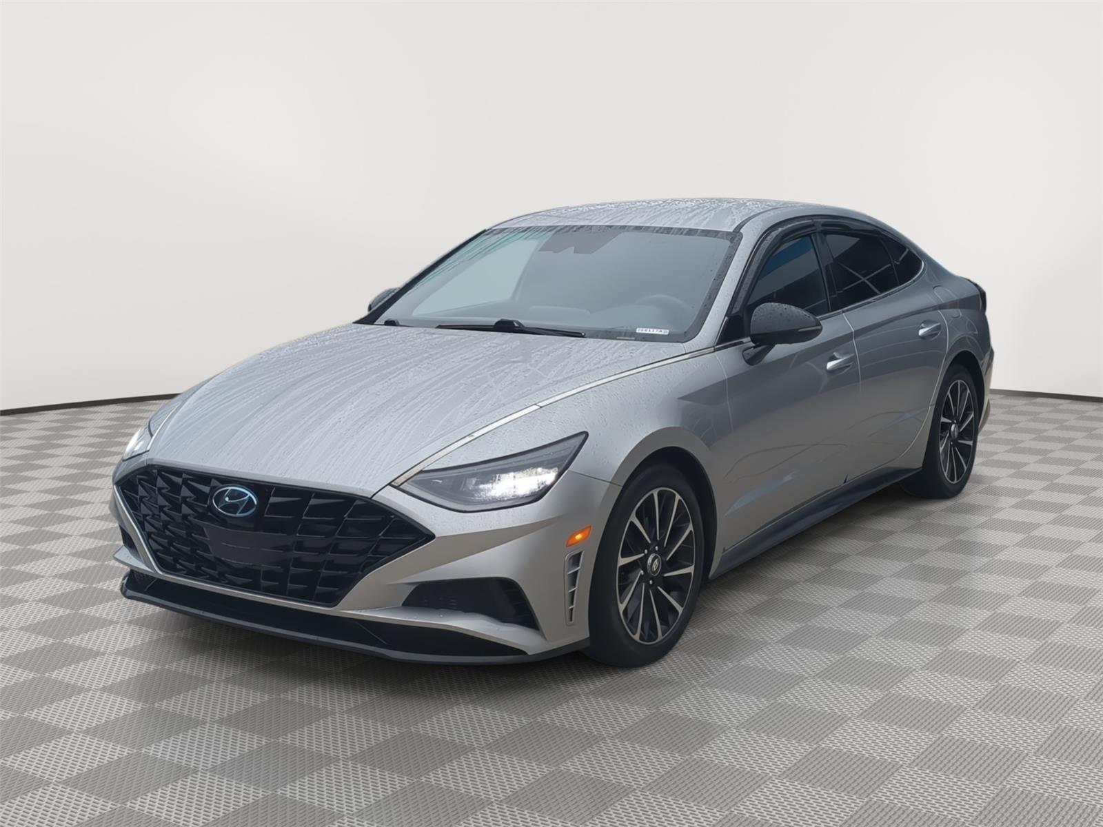 Shimmering Silver Pearl 2020 Hyundai Sonata Sedan Front-Wheel Drive Automatic