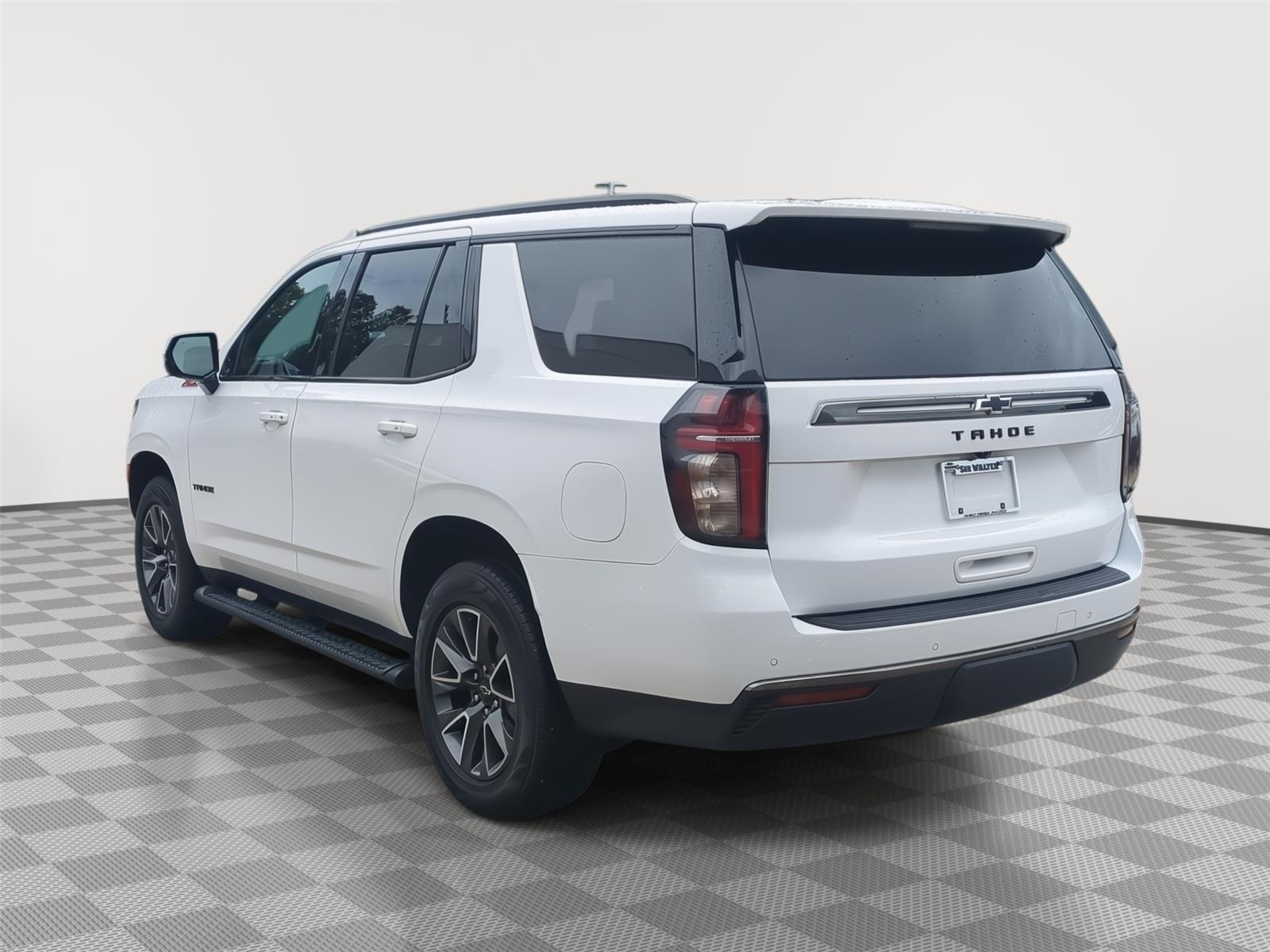 2022 Chevrolet Tahoe Z71 - Summit White exterior view 3