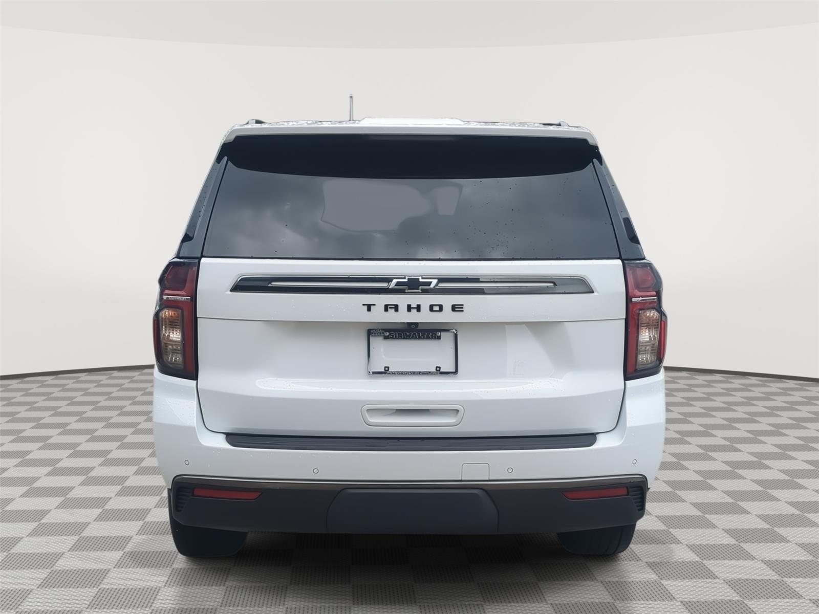 2022 Chevrolet Tahoe Z71 - Summit White exterior view 4
