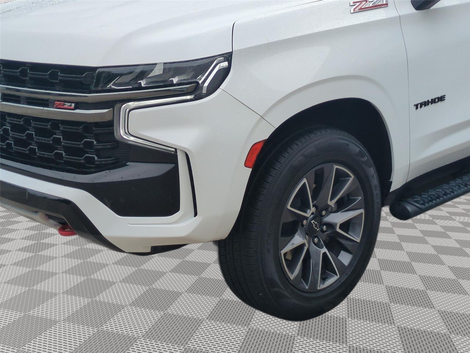 2022 Chevrolet Tahoe Z71 - Summit White exterior view 9