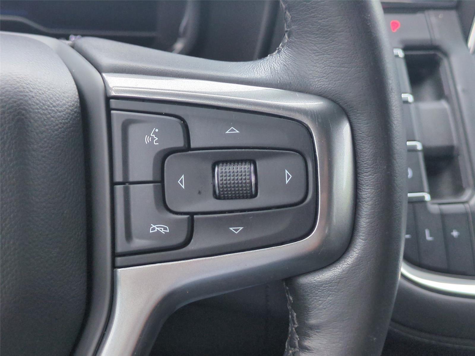 2022 Chevrolet Tahoe Z71 - Summit White exterior view 18