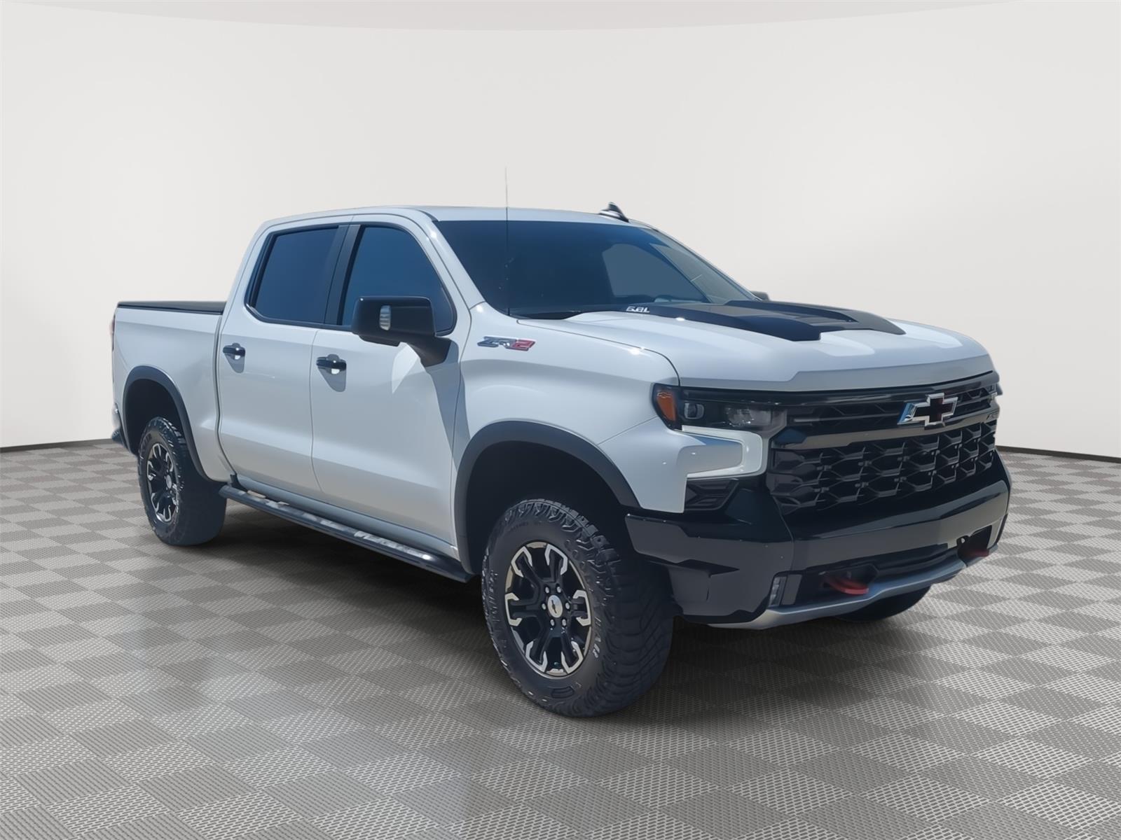 2023 Chevrolet Silverado 1500 ZR2 - Summit White exterior view 13