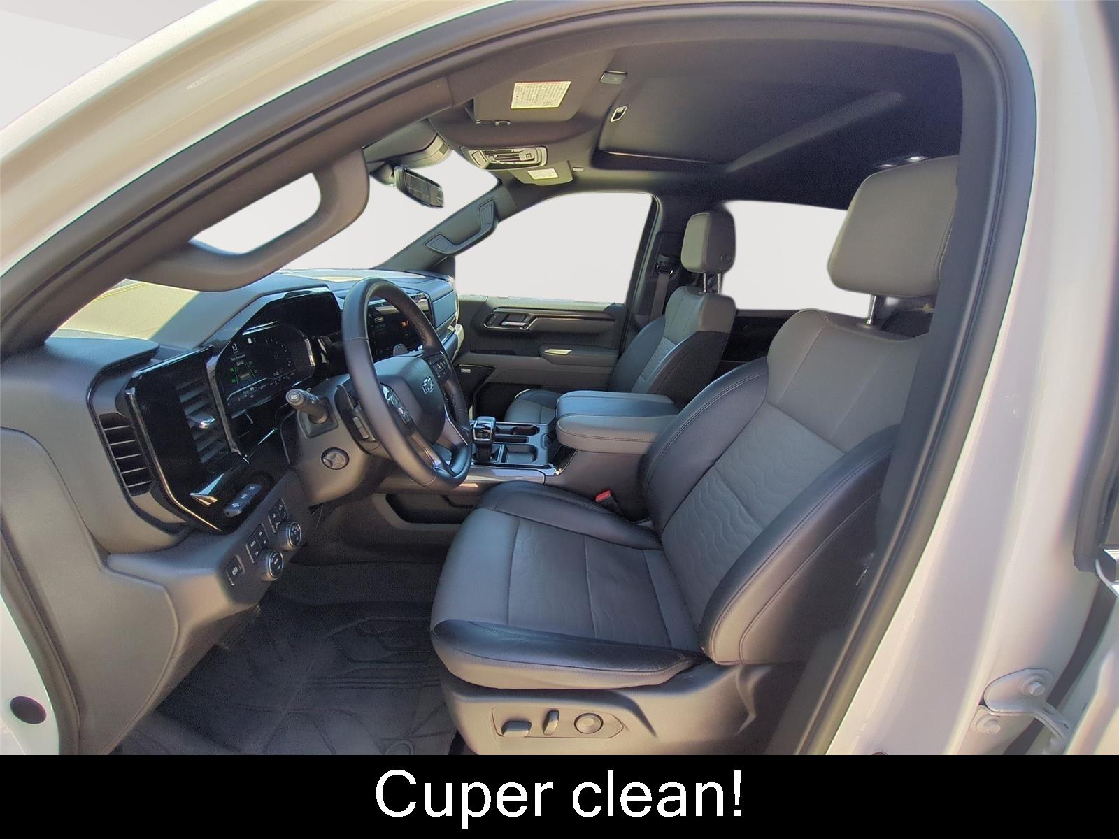 2023 Chevrolet Silverado 1500 ZR2 - Summit White exterior view 3