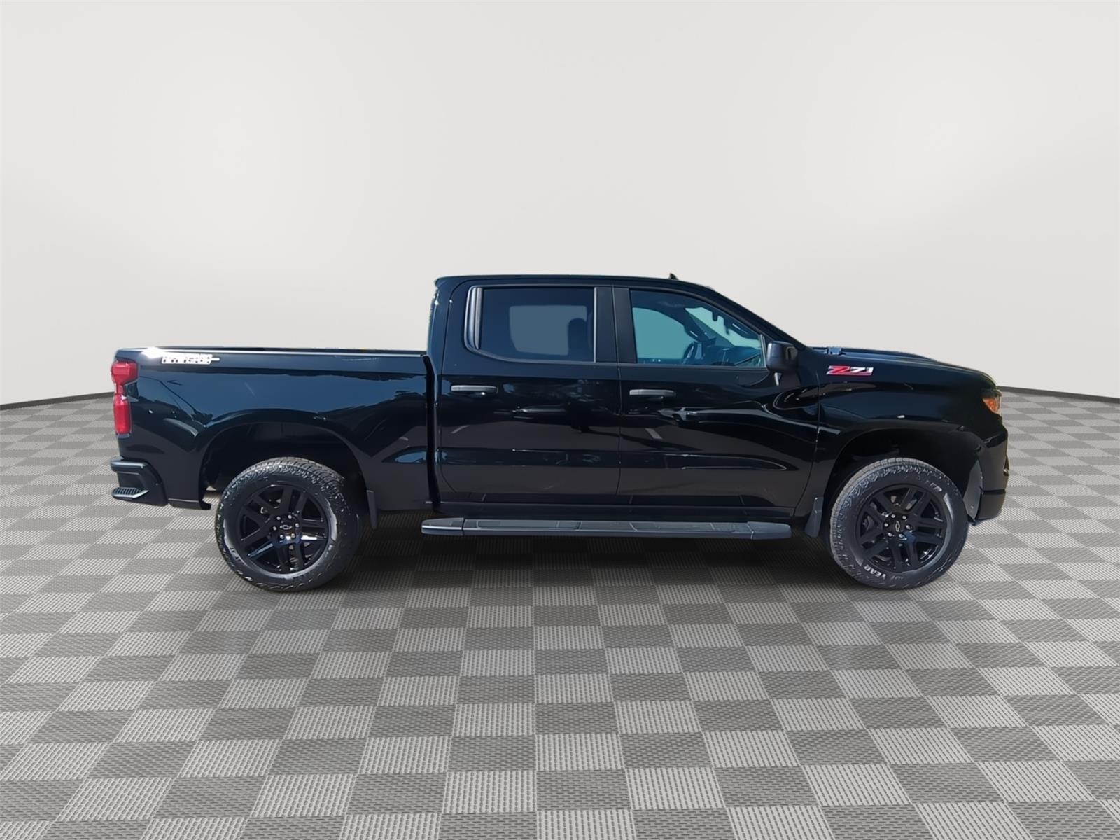 2024 Chevrolet Silverado 1500 Custom Trail Boss - Black exterior view 9