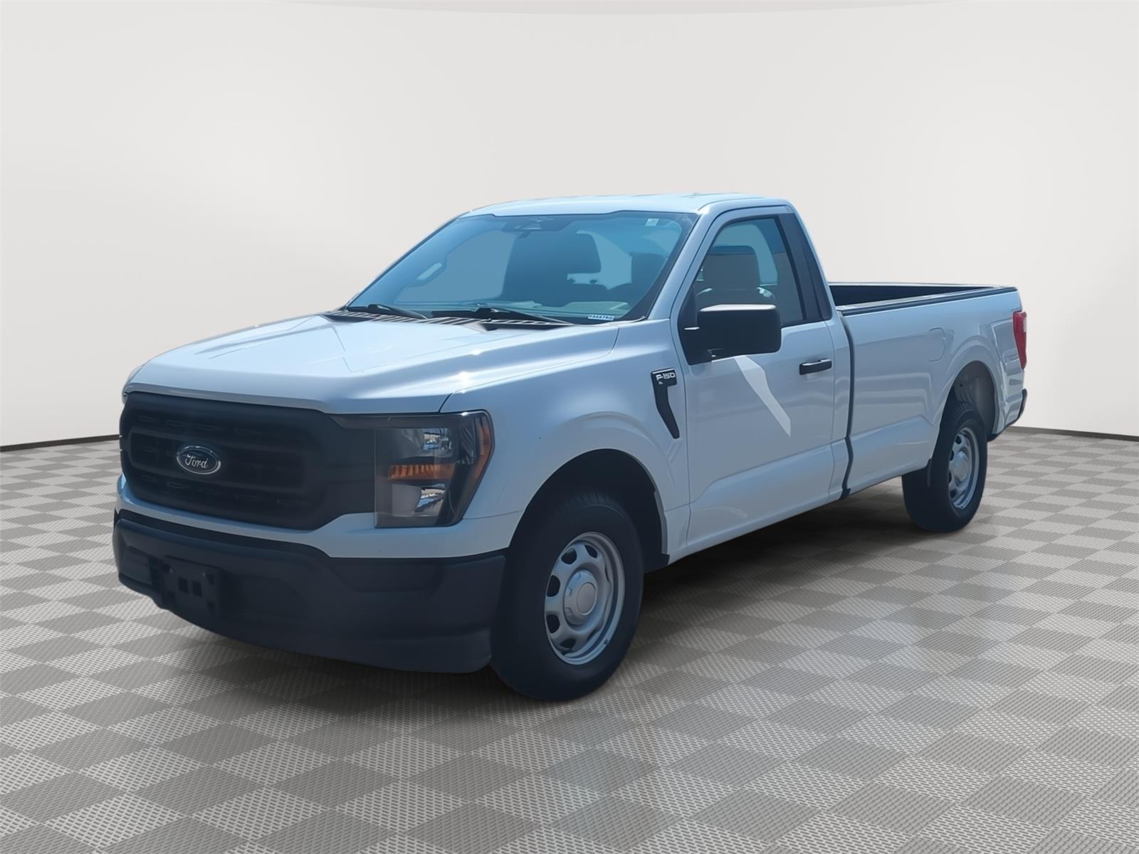 Oxford White 2023 Ford F-150 Pickup Truck 4X2 Automatic