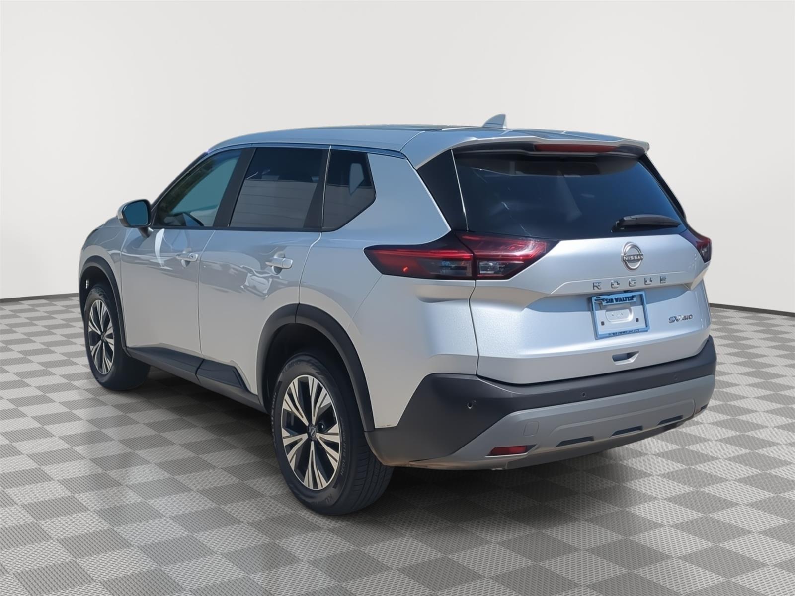 2023 Nissan Rogue SV - Brilliant Silver Metallic exterior view 11