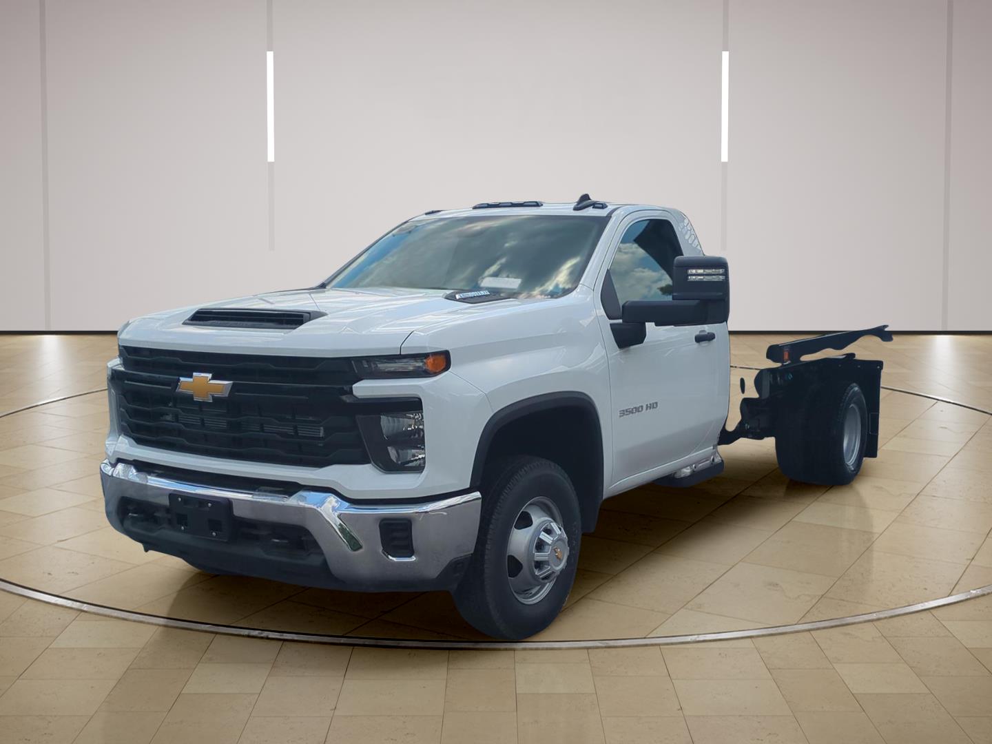 2025 Chevrolet Silverado 3500HD CC