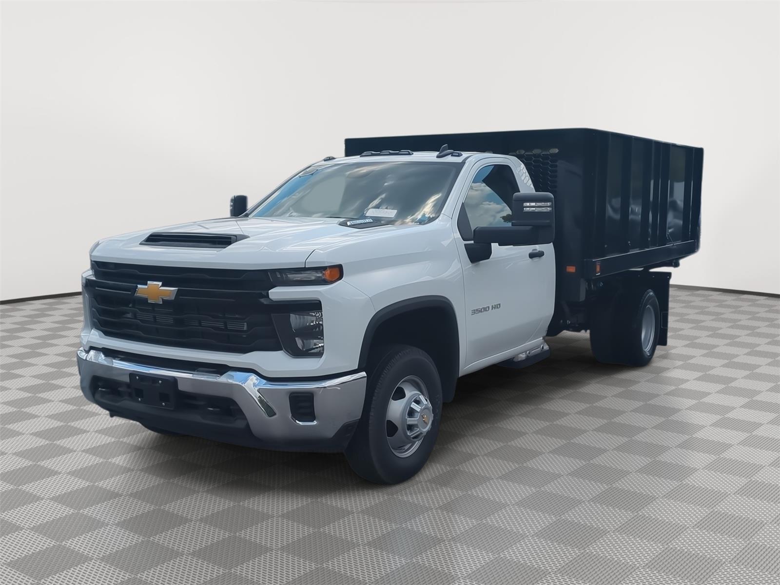 2025 Chevrolet Silverado 3500HD CC